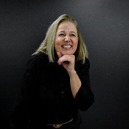 Noêmia Lemos